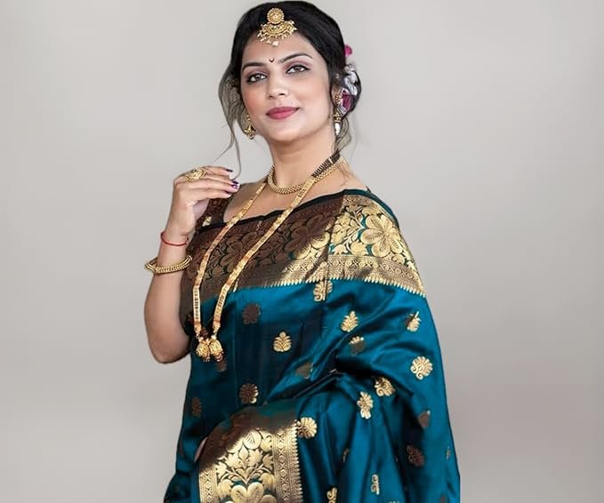 Women's Pure Soft Silk Saree With Blouse Piece